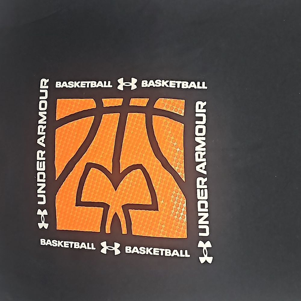 Under Armour short sleeve tee - Picture 2 of 5